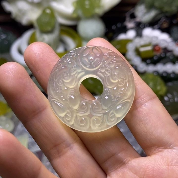 未镶嵌岫玉岫玉颈饰
