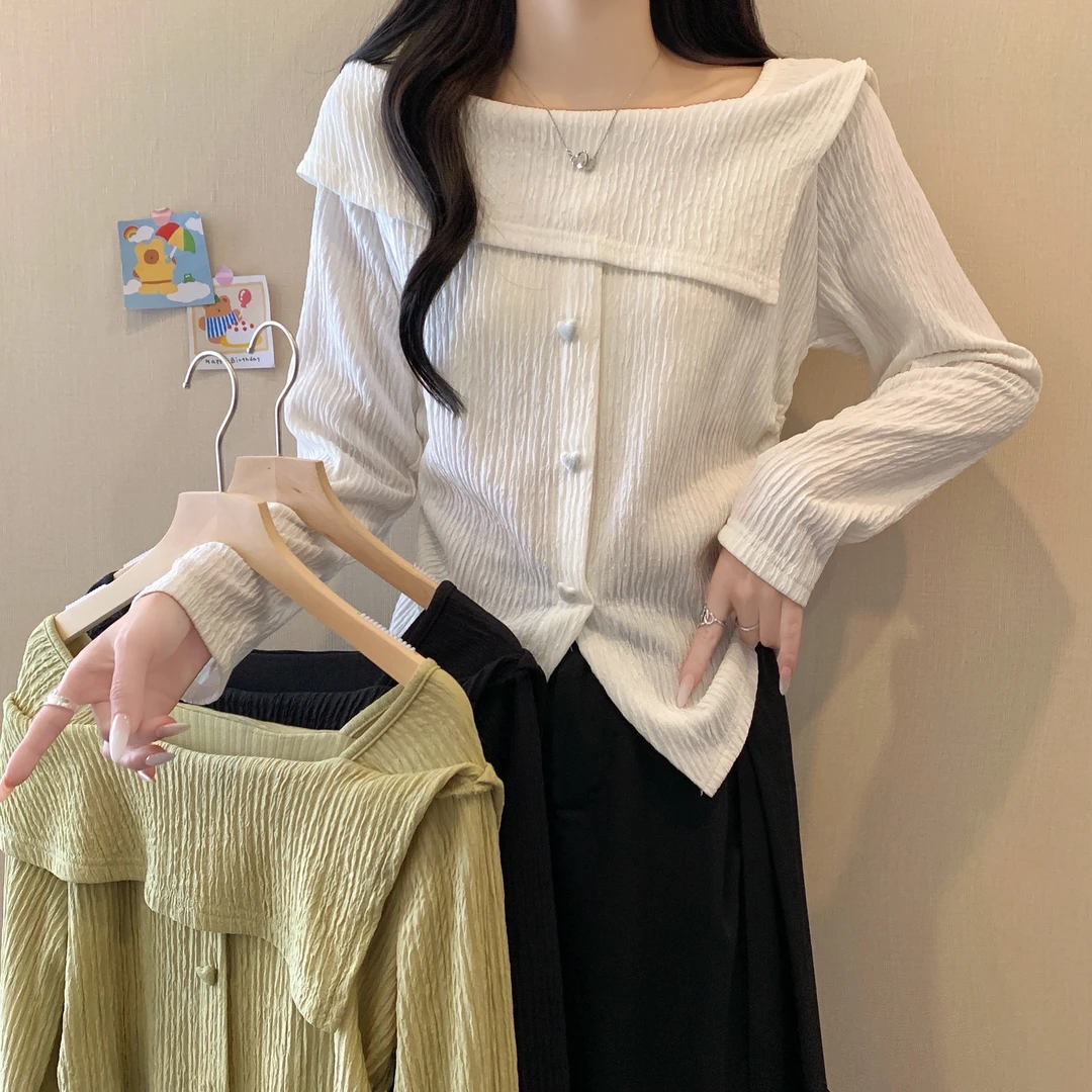 【wy】2025大码女装春季不规则辣妹纯欲爱心扣上衣3096