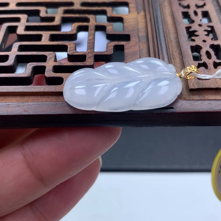 翡翠未镶嵌颈饰翡翠A货