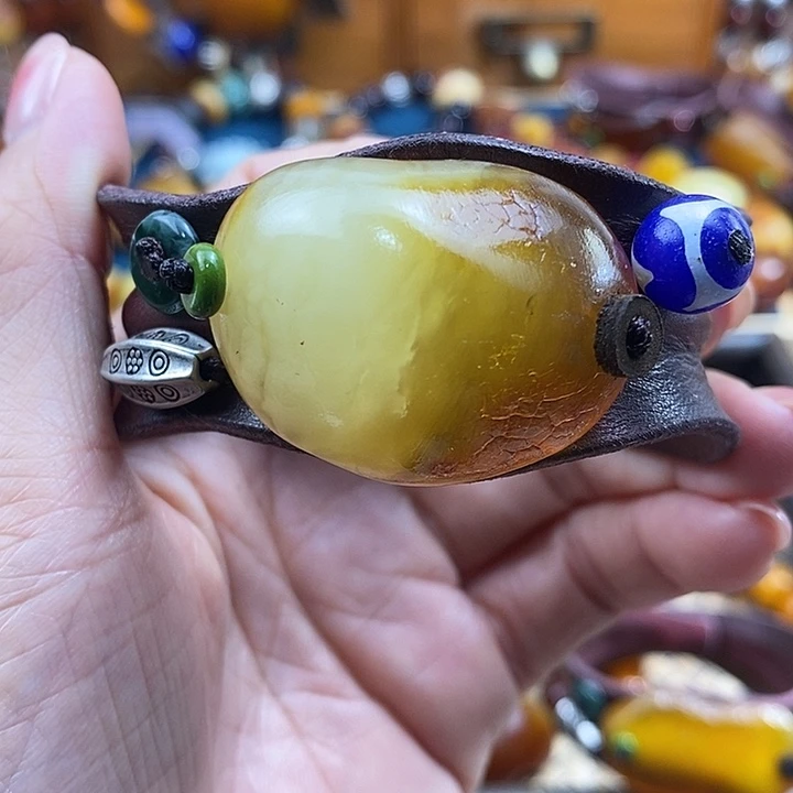 未镶嵌蜜蜡手镯手镯