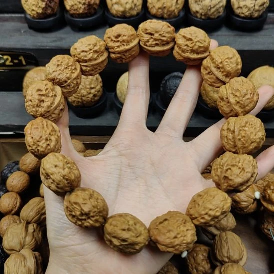 文玩核桃吊坠19小龙脊蟾25