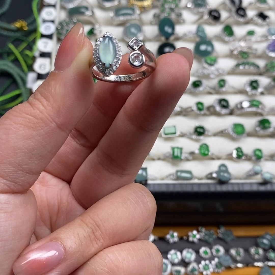 未镶嵌挂件翡翠翡翠