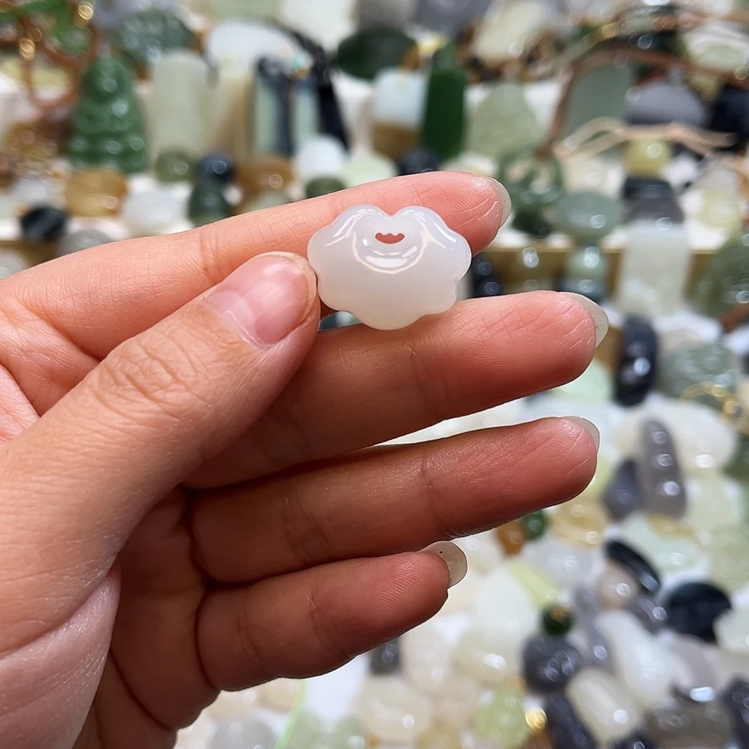 s***i和田玉未镶嵌吊坠(不含链)