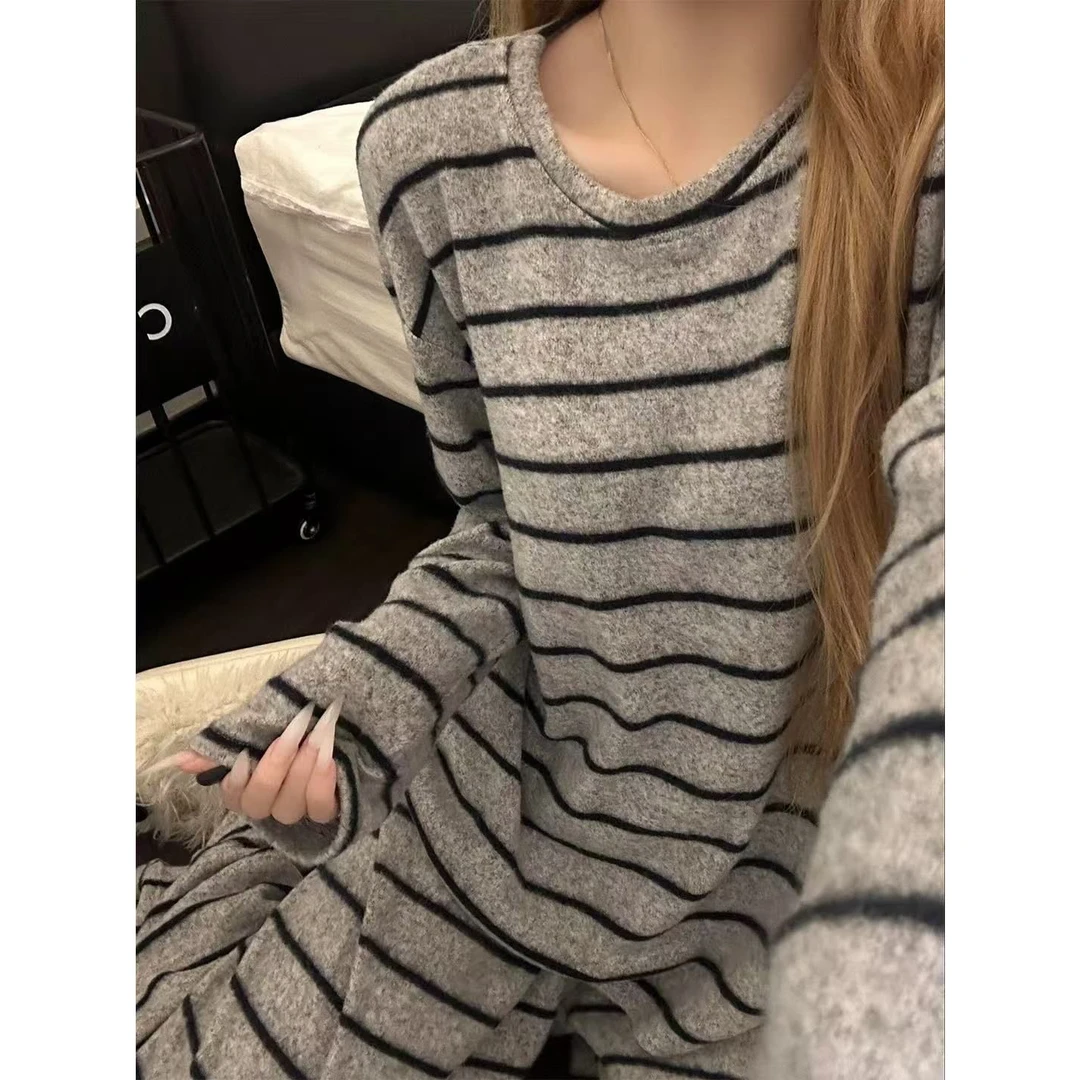 条纹德绒睡衣套装韩版ins简约情侣睡衣女秋冬新款外出家居服套装