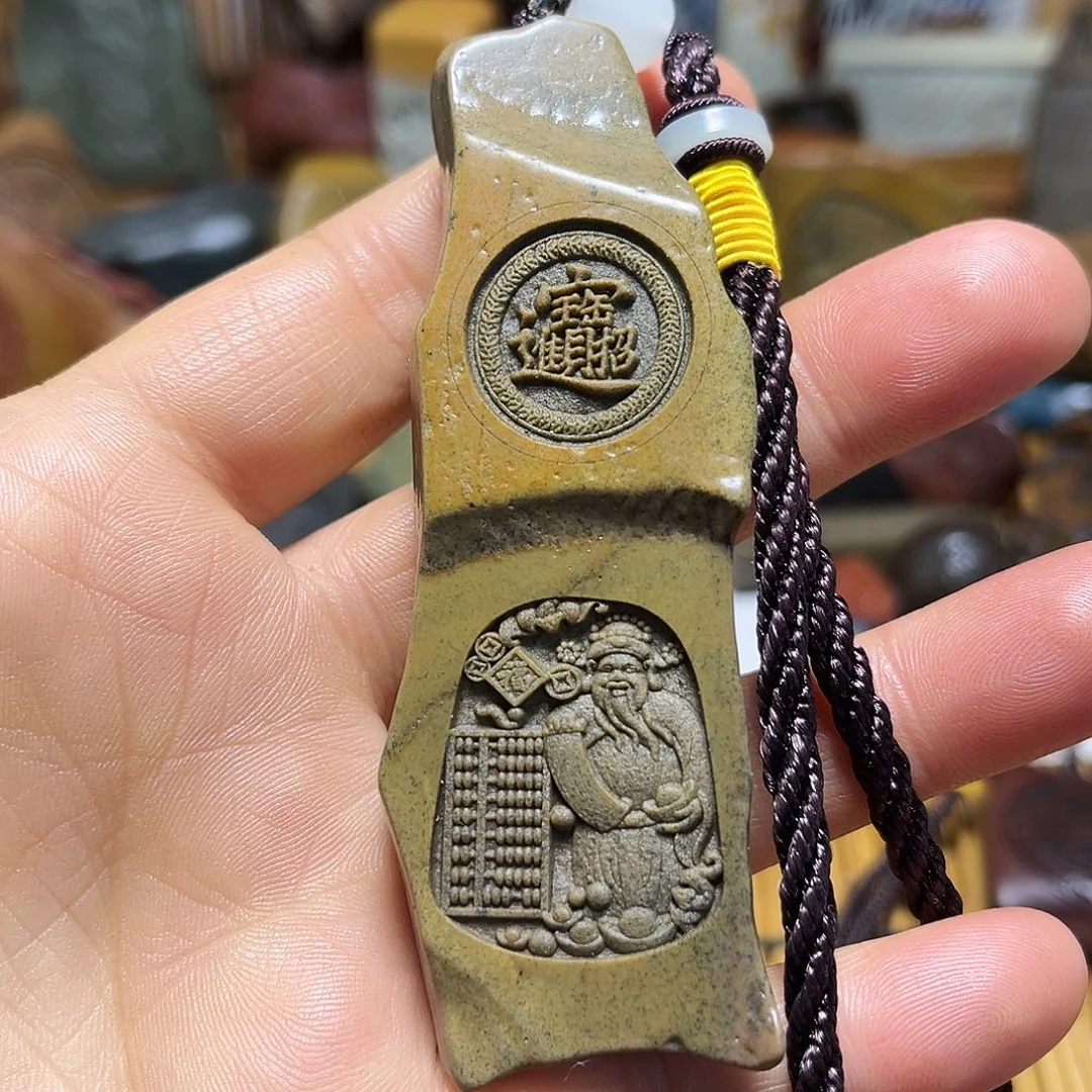 新疆戈壁原石雕刻