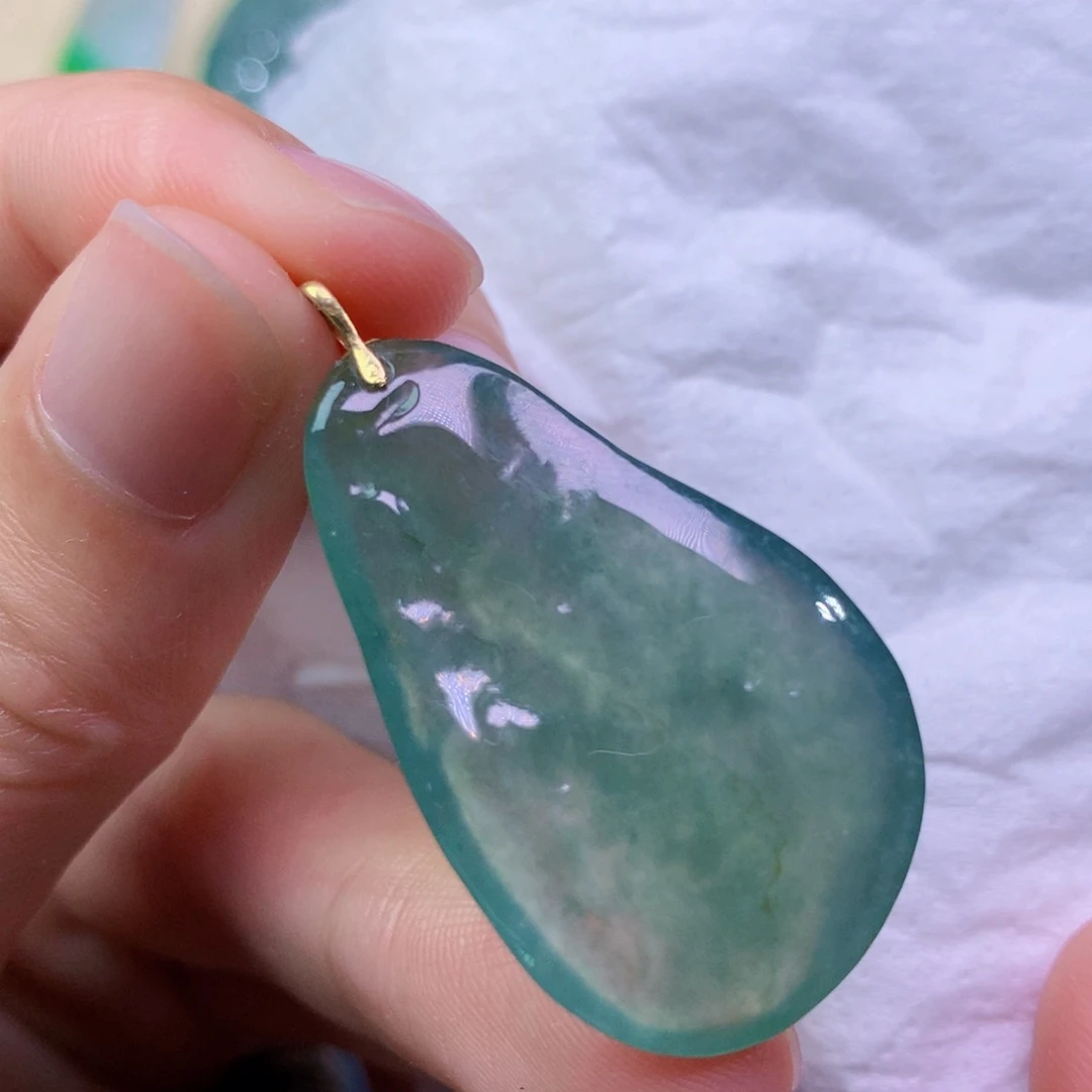 翡翠未镶嵌吊坠(不含链) 9025