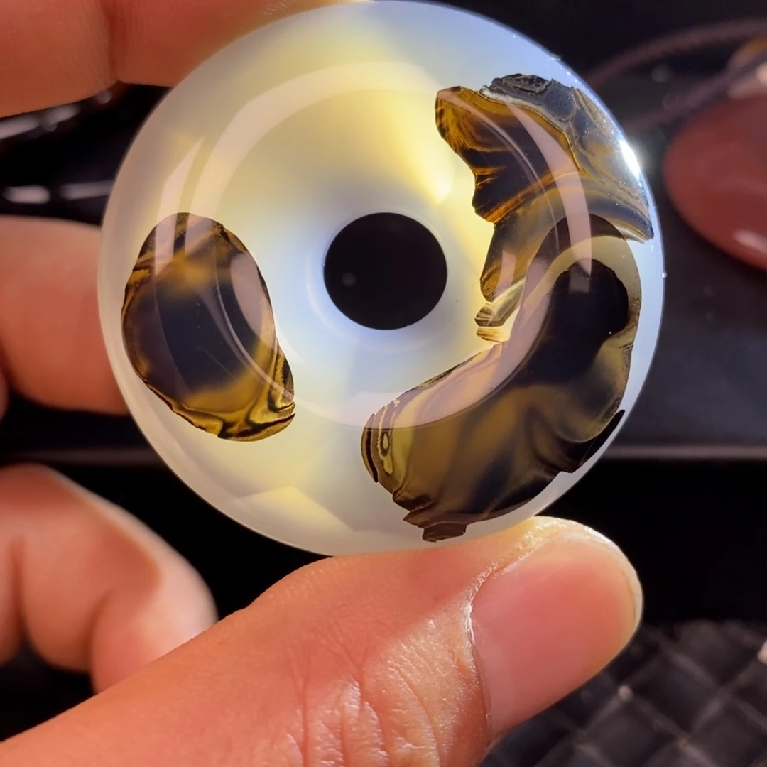 玛瑙/玉髓未镶嵌颈饰挂件