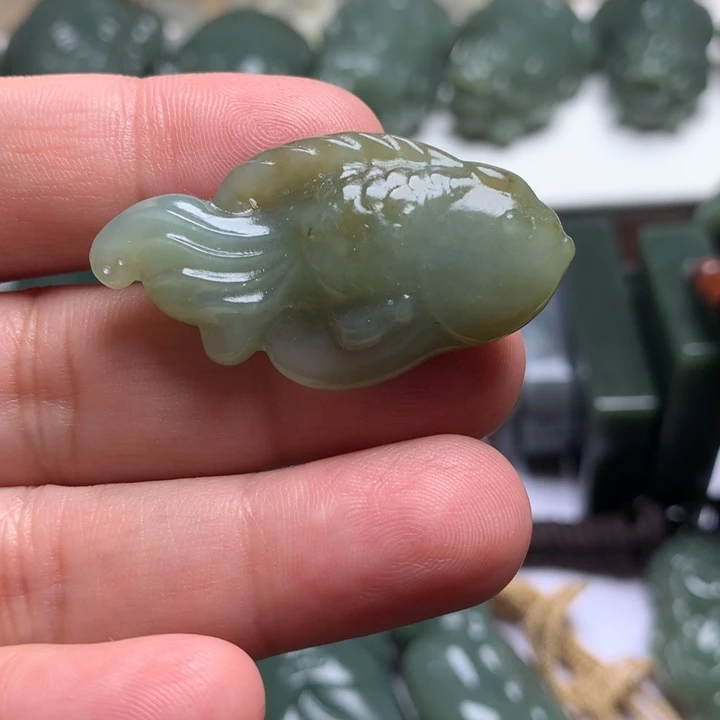 和田玉（糖玉）未镶嵌颈饰