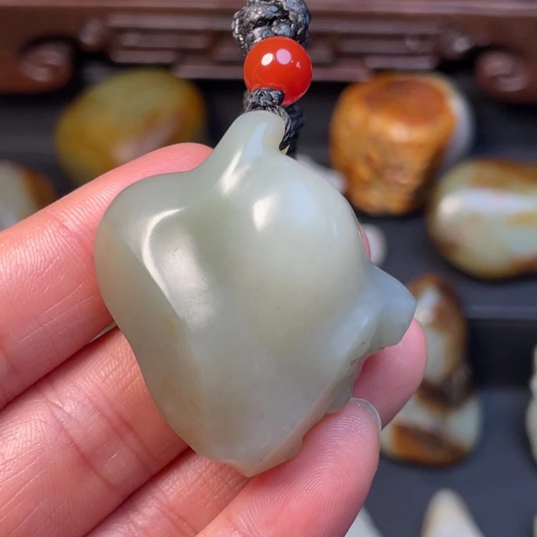 和田玉未镶嵌挂件