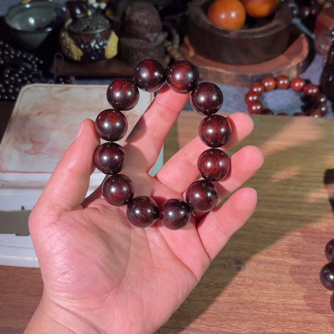 馮***檀香紫檀（小叶紫檀）2.0爆星