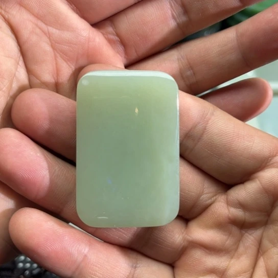 和田玉未镶嵌珠宝半成品