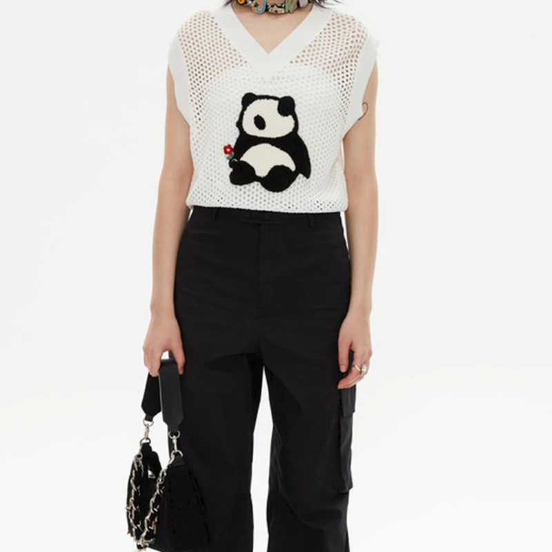 RAQBX42827夏季新款熊猫V领镂空无袖针织衫卡通刺绣上衣女