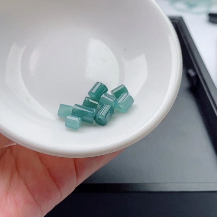 翡翠未镶嵌手链配饰