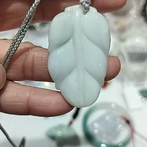 翡翠未镶嵌颈饰天然缅甸翡翠A货吊坠