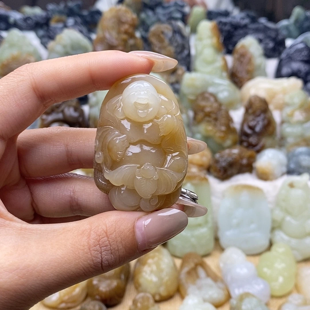 心***渊颈饰未镶嵌和田玉