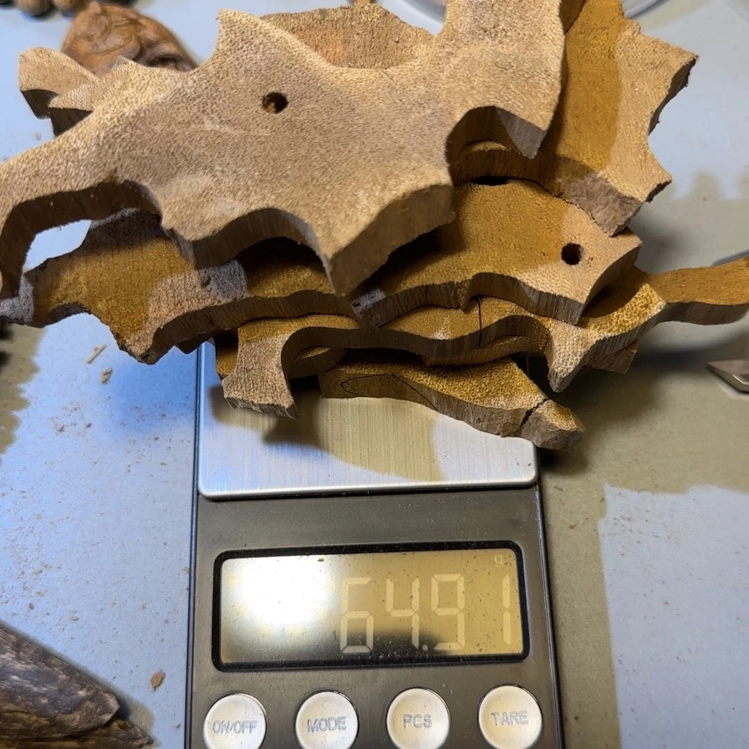 沉香沉香碎屑菩萨奇64.91克老料不退