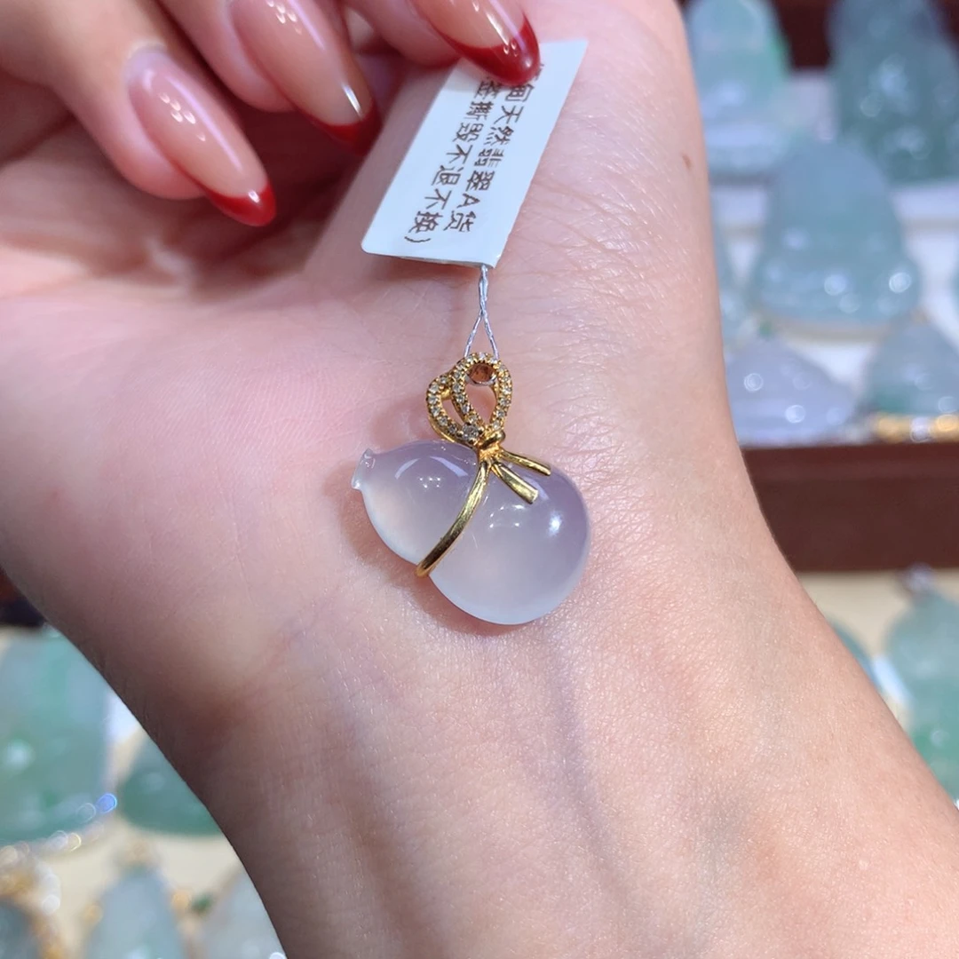 吊坠(不含链)18K金镶嵌翡翠