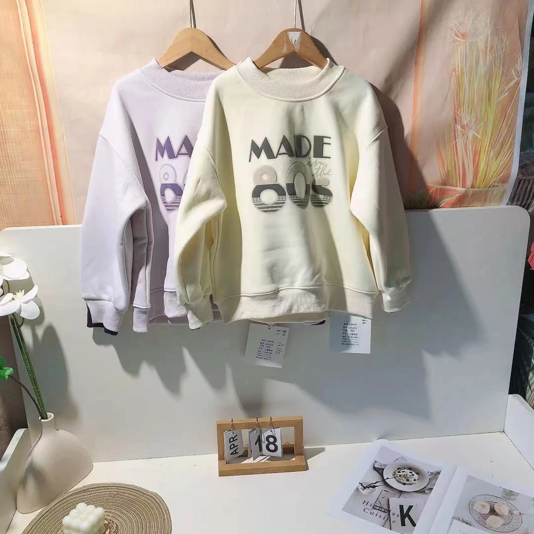 A160小喆大童加绒圆领卫衣M字母款8205