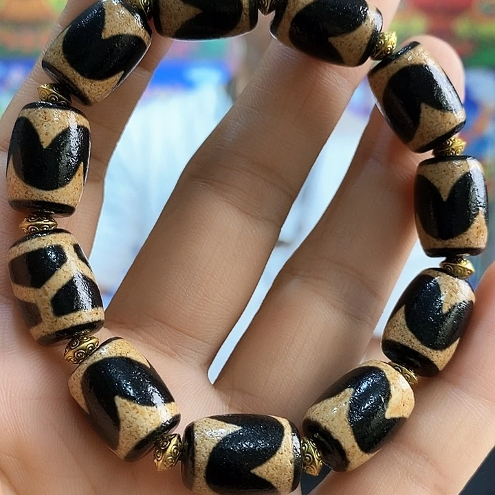 未镶嵌手链玛瑙/玉髓70