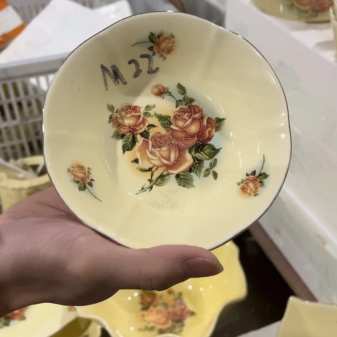 星博汇陶瓷有限公司4个