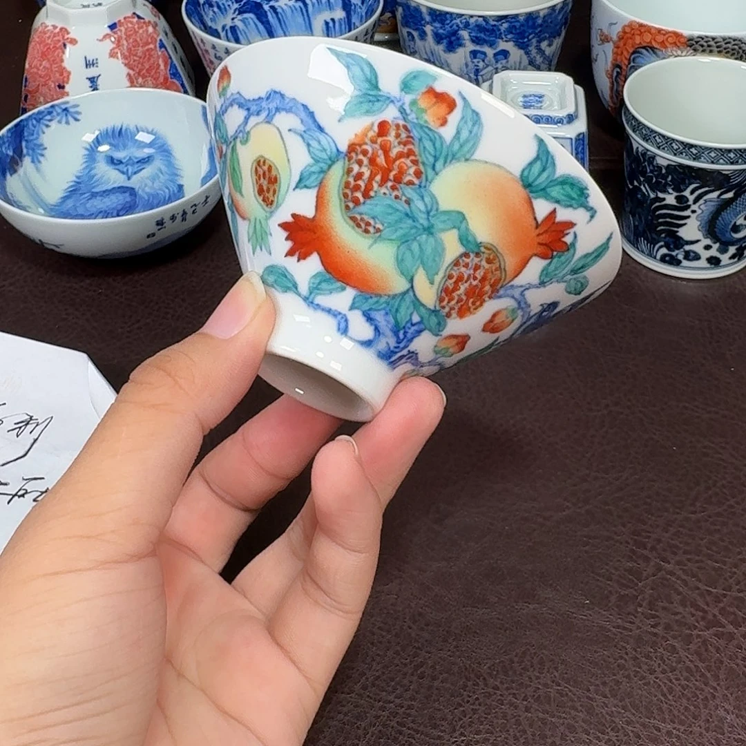现代景德镇陶瓷杯