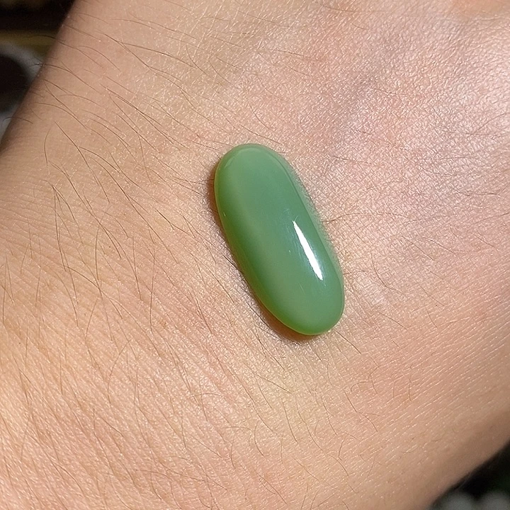 未镶嵌和田玉（碧玉）珠宝奇石