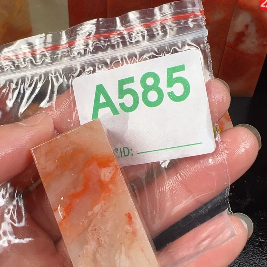 寿山石印石春*老挝石