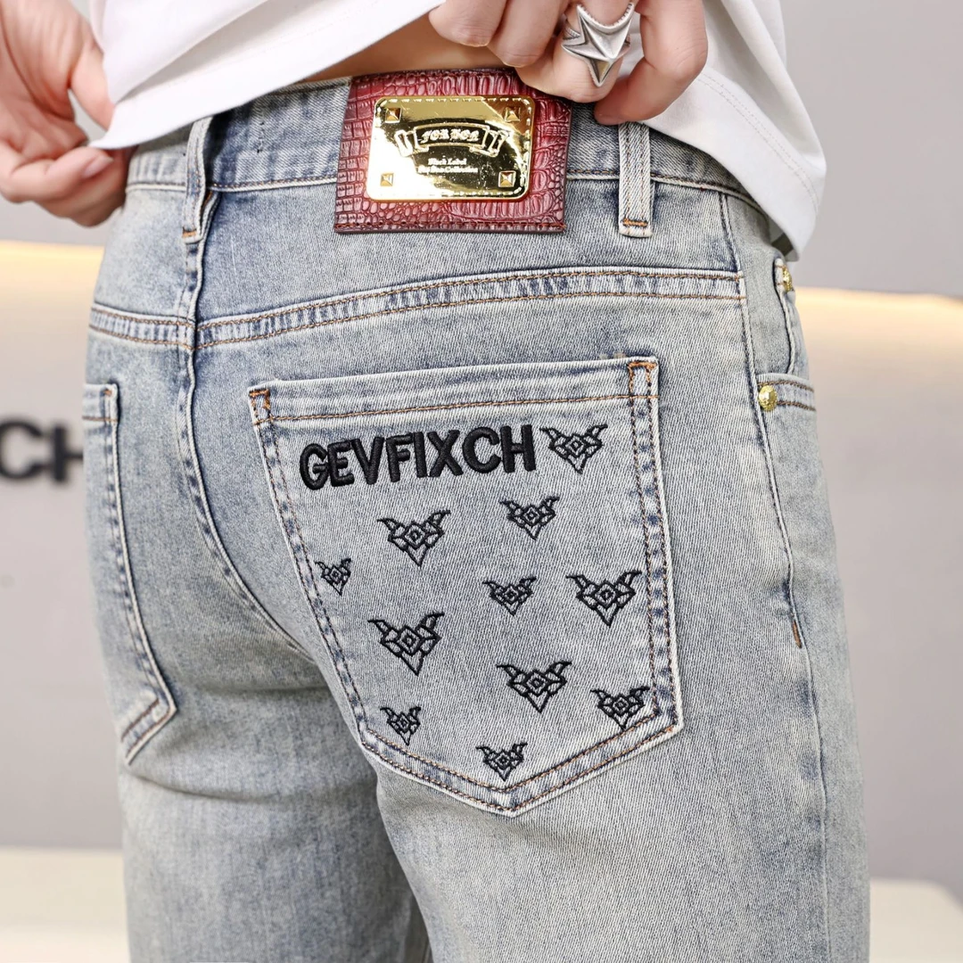 春夏新款男士牛仔裤时尚百搭修身小脚裤潮流刺绣弹力夏季个性裤子