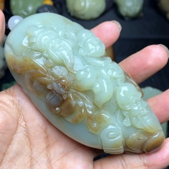 颈饰未镶嵌和田玉