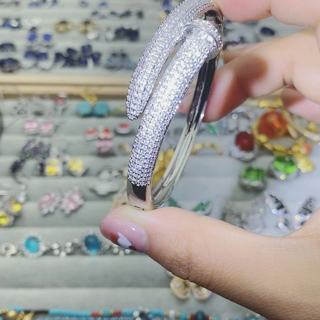 【闪购商品】托帕石耳饰银S925镶嵌