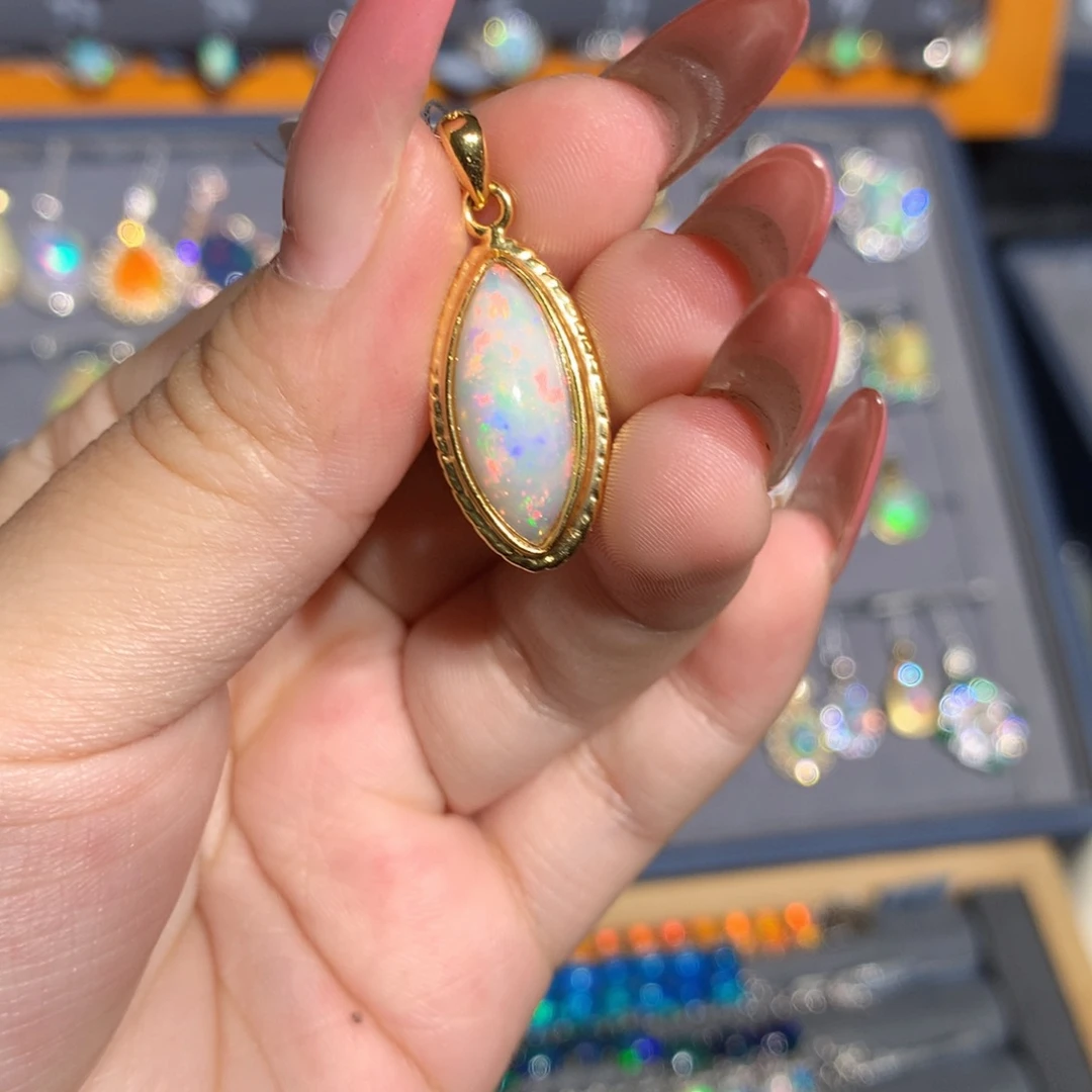 银S925镶嵌欧泊欧泊吊坠l