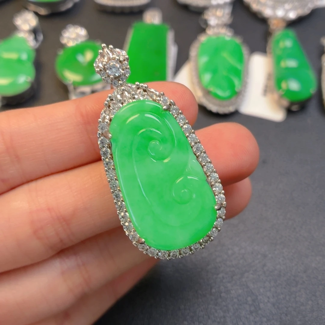 翡翠银S925镶嵌颈饰