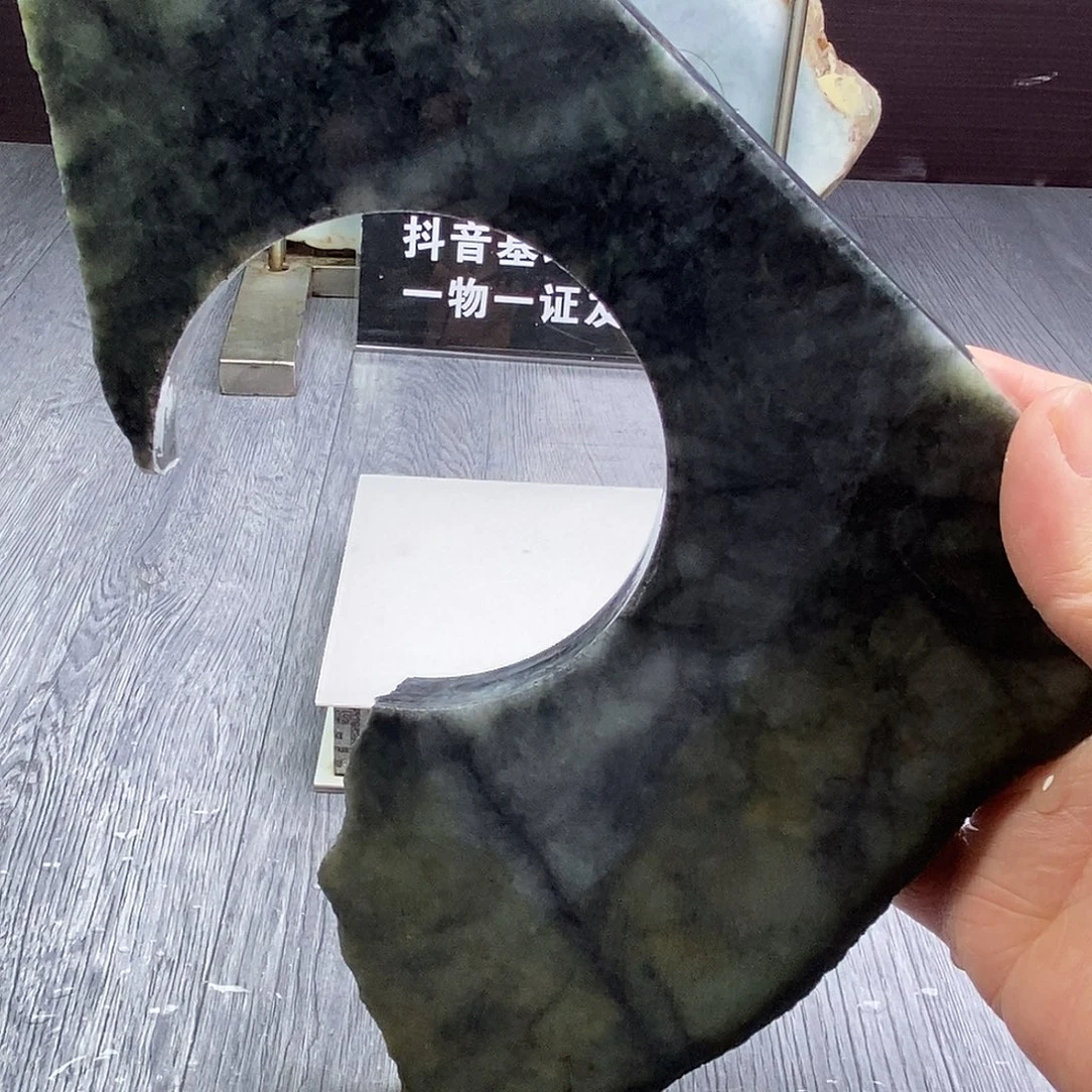 定制翡翠未镶嵌翡翠定制