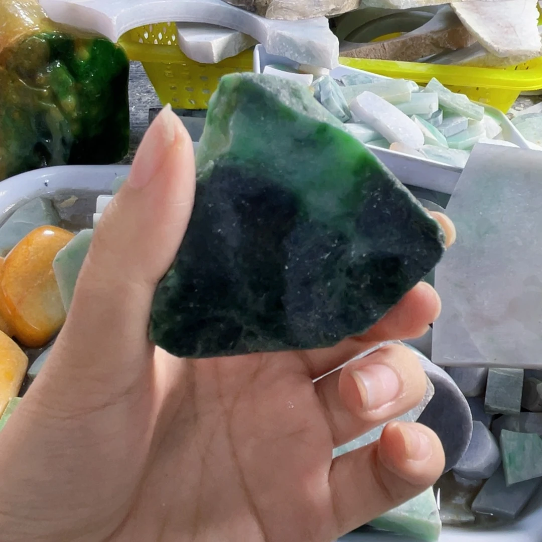 颈饰未镶嵌翡翠鑫*1
