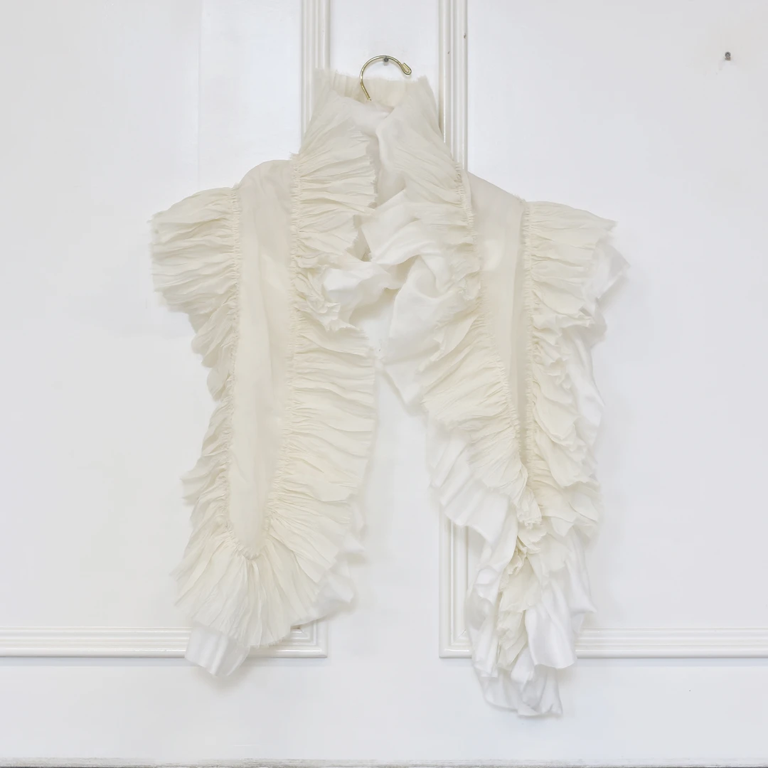 【壁虎姐】GECKO2025夏季新款 白色薄款纱纱褶皱法式浪漫围脖