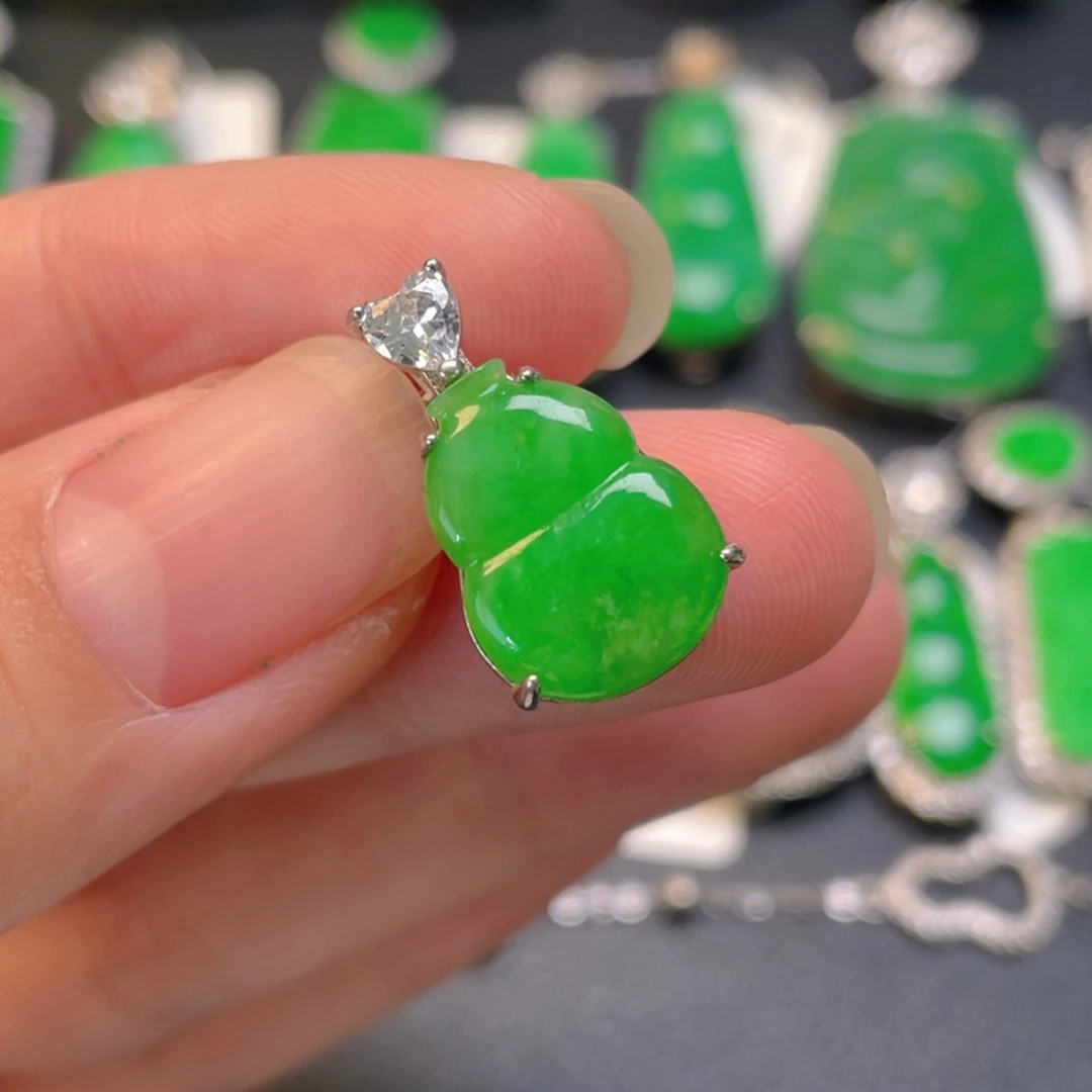 翡翠银S925镶嵌颈饰