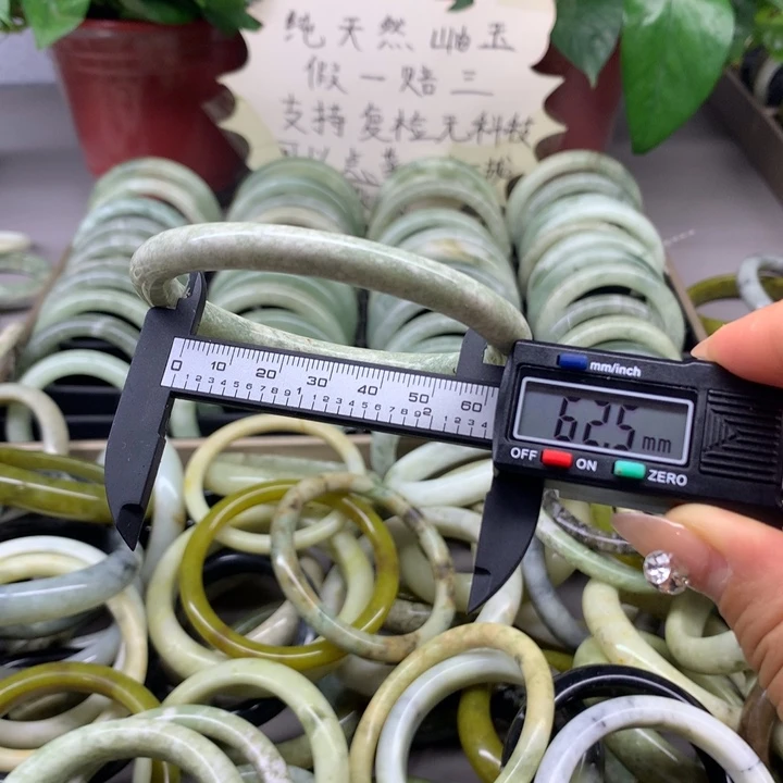 蛇纹石玉合金手镯13