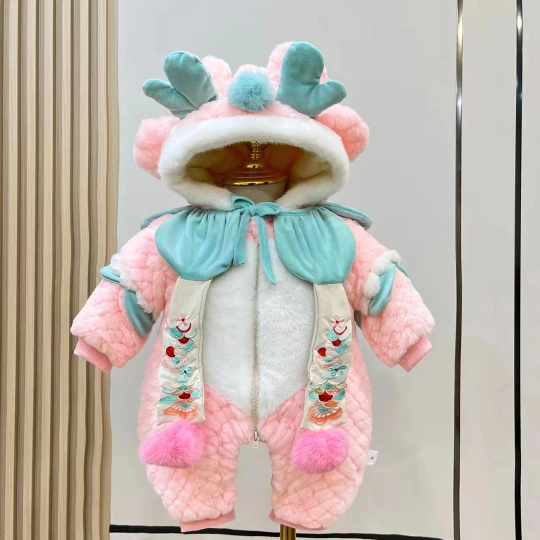 m【优选】宝宝连体衣冬款婴儿加厚冬装爬服新年装拜年服可爱萌龙sy
