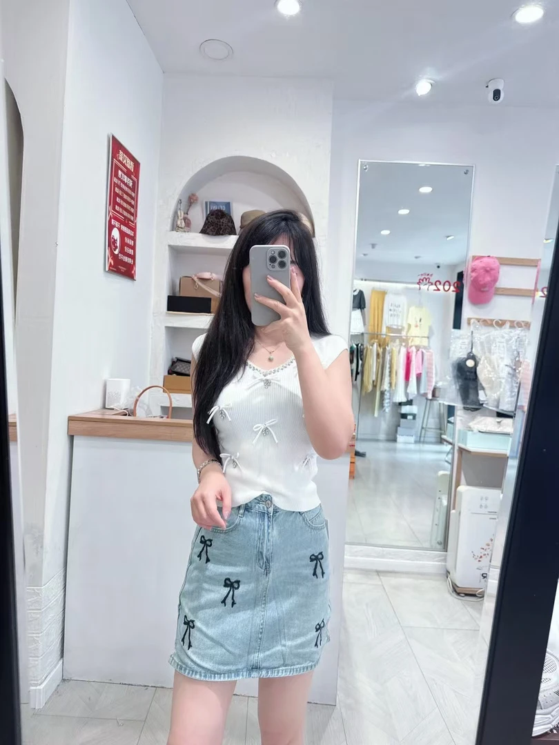 性感风蝴蝶蝴蝶结纯欲风字母T恤时尚气质高腰辣妹风