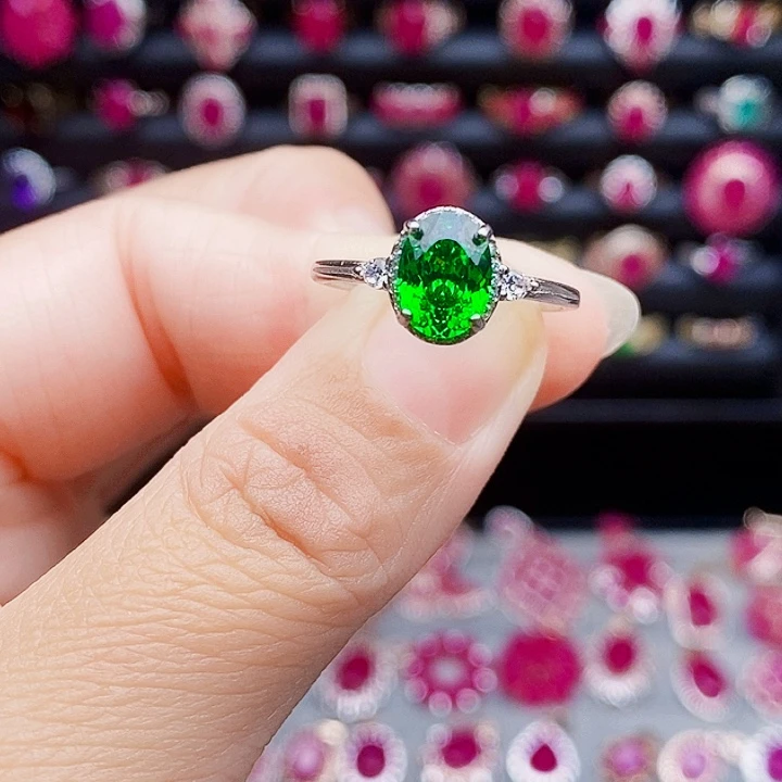 银S925镶嵌透辉石好看