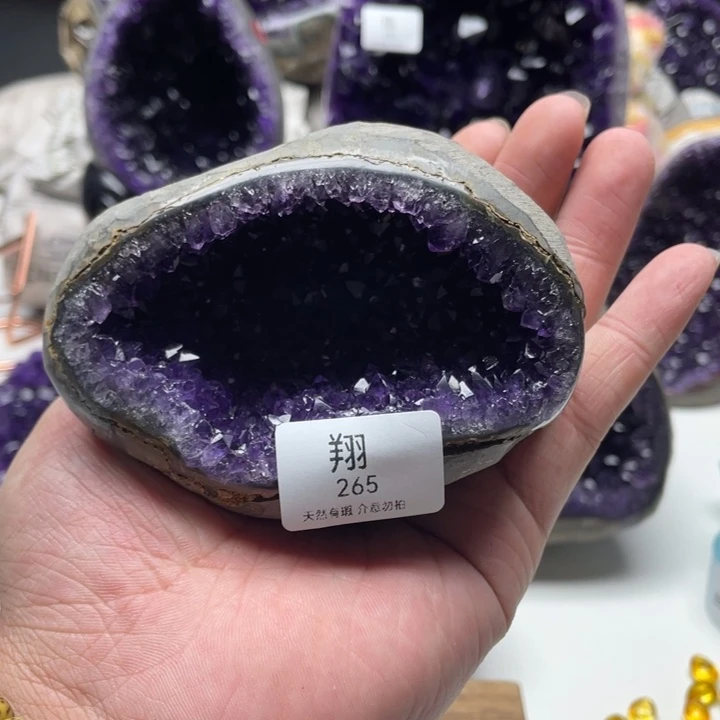 未镶嵌大型摆件（非配饰）紫晶