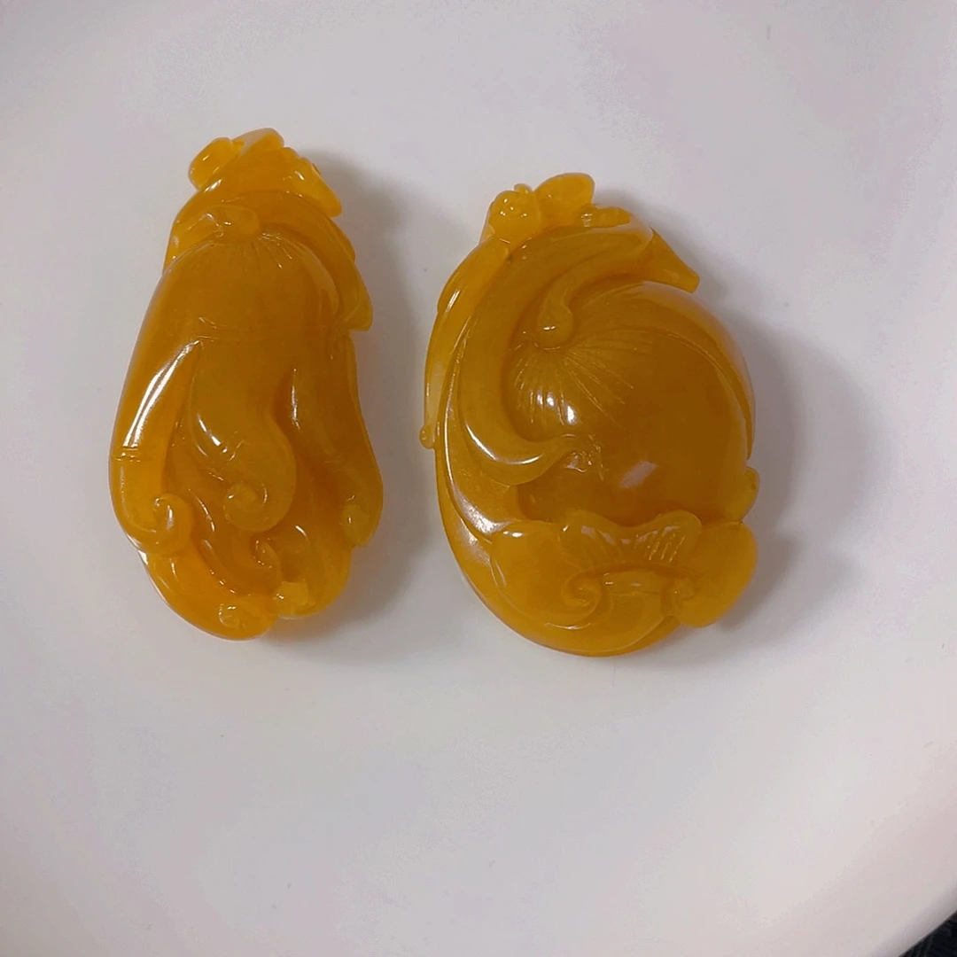 朕***講石英质玉（金丝玉）未镶嵌颈饰