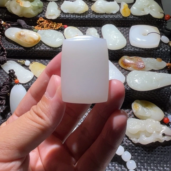 和田玉未镶嵌吊坠(不含链)
