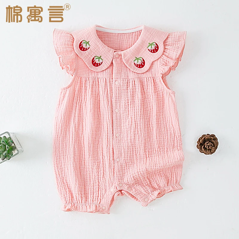 婴儿小公主哈衣夏季纱布女宝宝连体衣小草莓娃娃领洋气小飞袖爬服