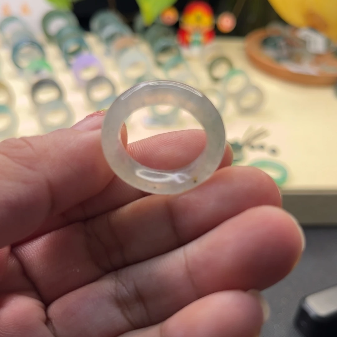 未镶嵌定制翡翠特价冰乌鸡轮胎，17-20#