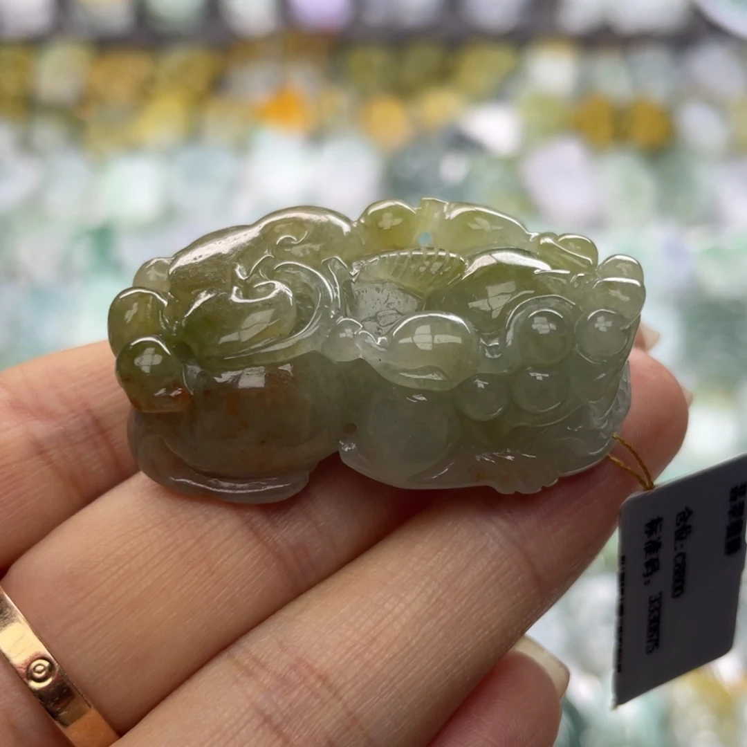 颈饰未镶嵌翡翠貔貅