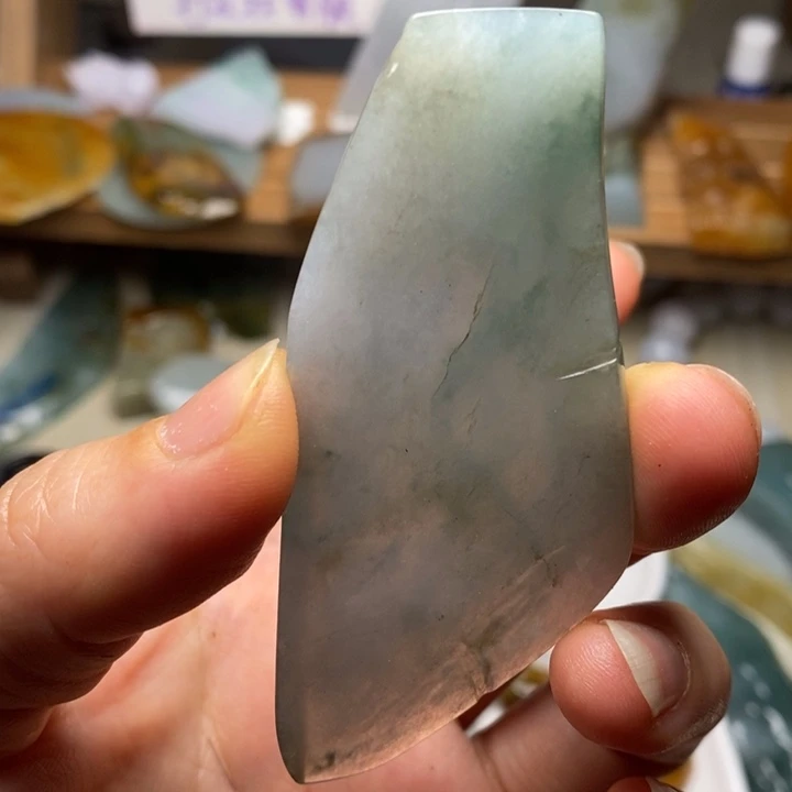 翡翠未镶嵌颈饰天然