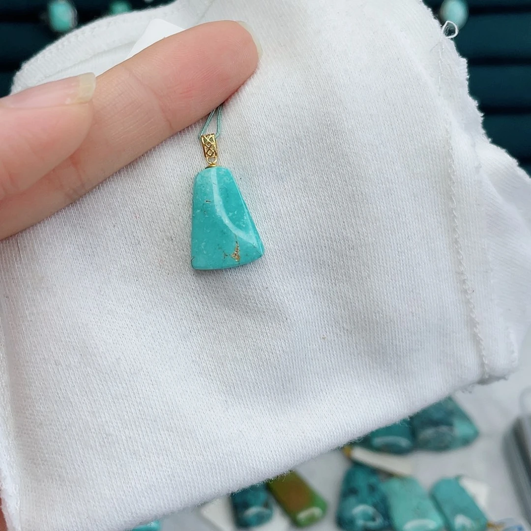 绿松石未镶嵌绿松石