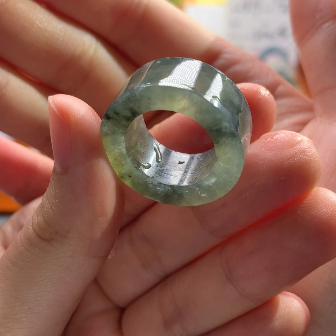 未镶嵌定制翡翠冰秋香乌鸡 13-18