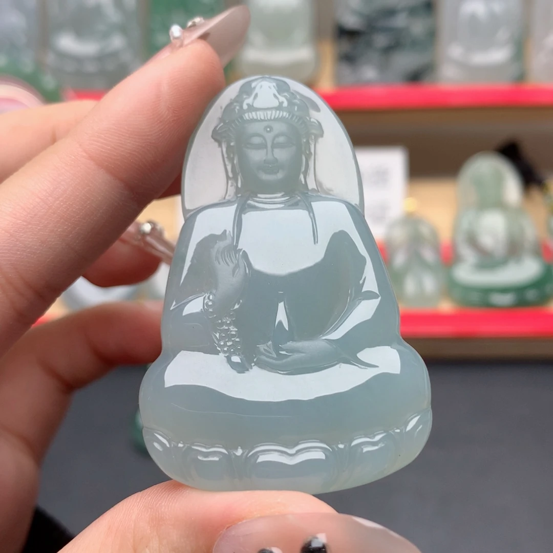 翡翠未镶嵌颈饰素衣观音